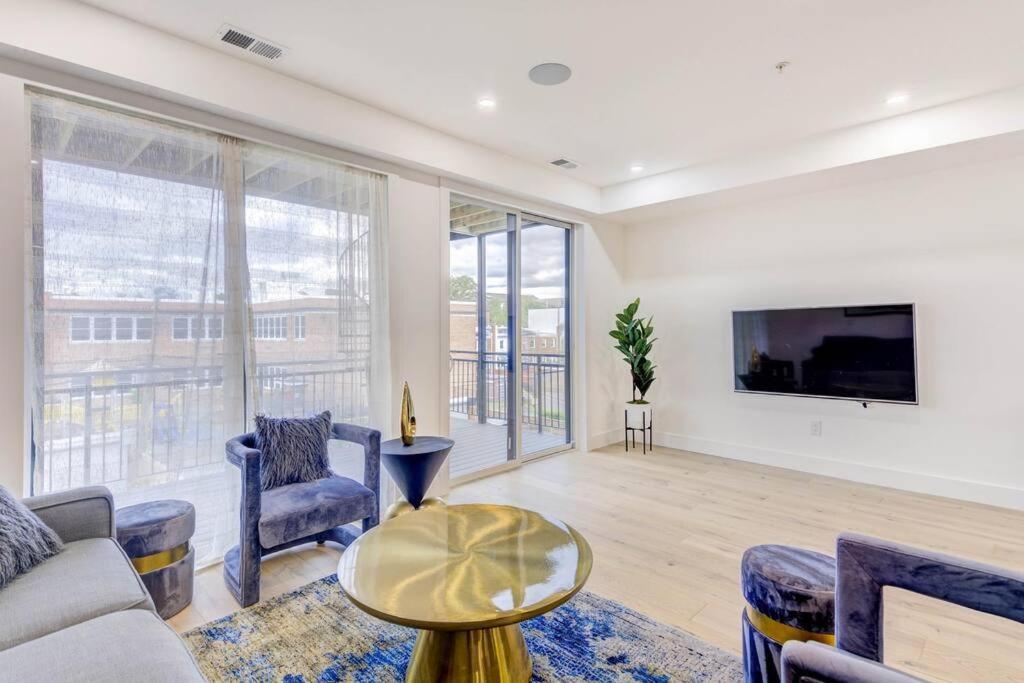 Capitol View 3 Penthouse With Rooftop Washington Bagian luar foto