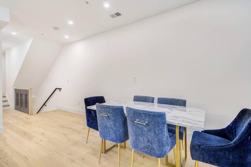 Capitol View 3 Penthouse With Rooftop Washington Bagian luar foto